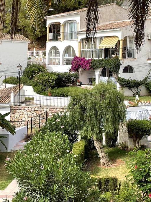 Lux 2 Kmr App Stella Blanca Met Zwembaden Airco En Zeezicht Apartment Fuengirola Ngoại thất bức ảnh
